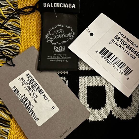 BALENCIAGA x the Simpsons Fringe Scarf, Black & Yellow *NWT* - Picture 4 of 6